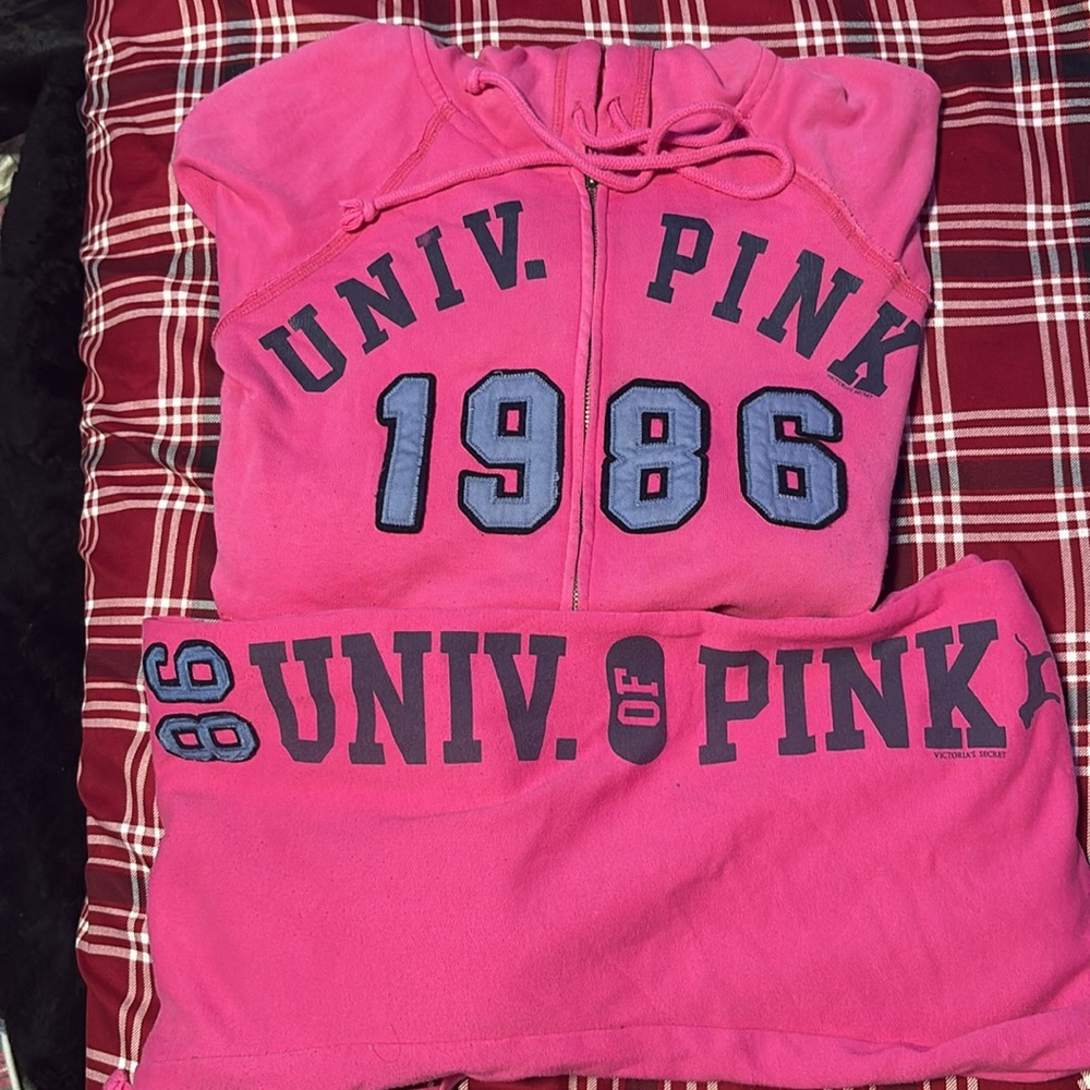 2009 VARSITY RARE Pink Hoodie and Sweatpants Set